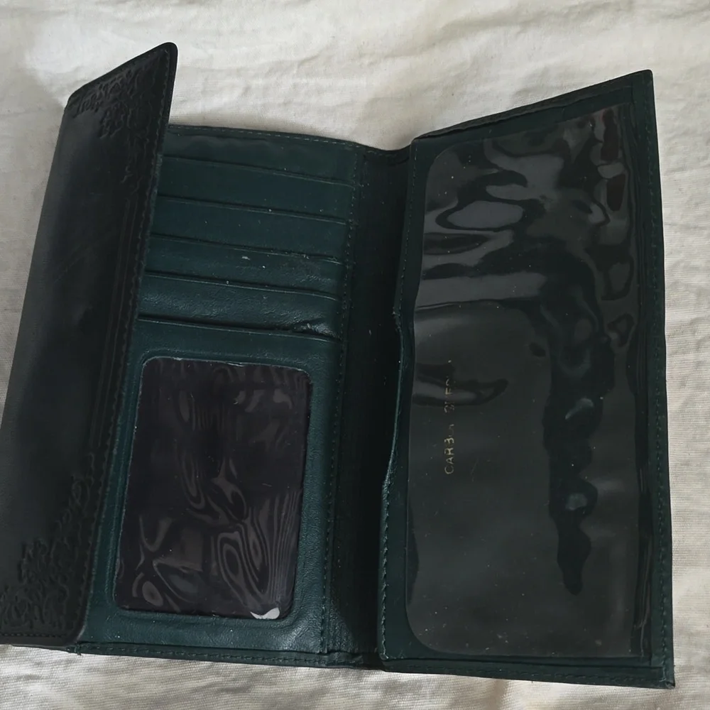 Vintage Women's Dark Green Leather Wallet with Embossed Detail - Picture 3 of 4